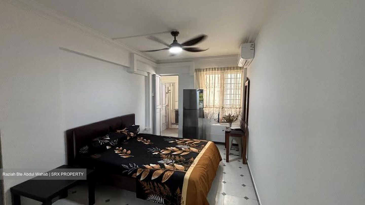 Tampines Street 42 (Tampines), Multi Generation #635529501